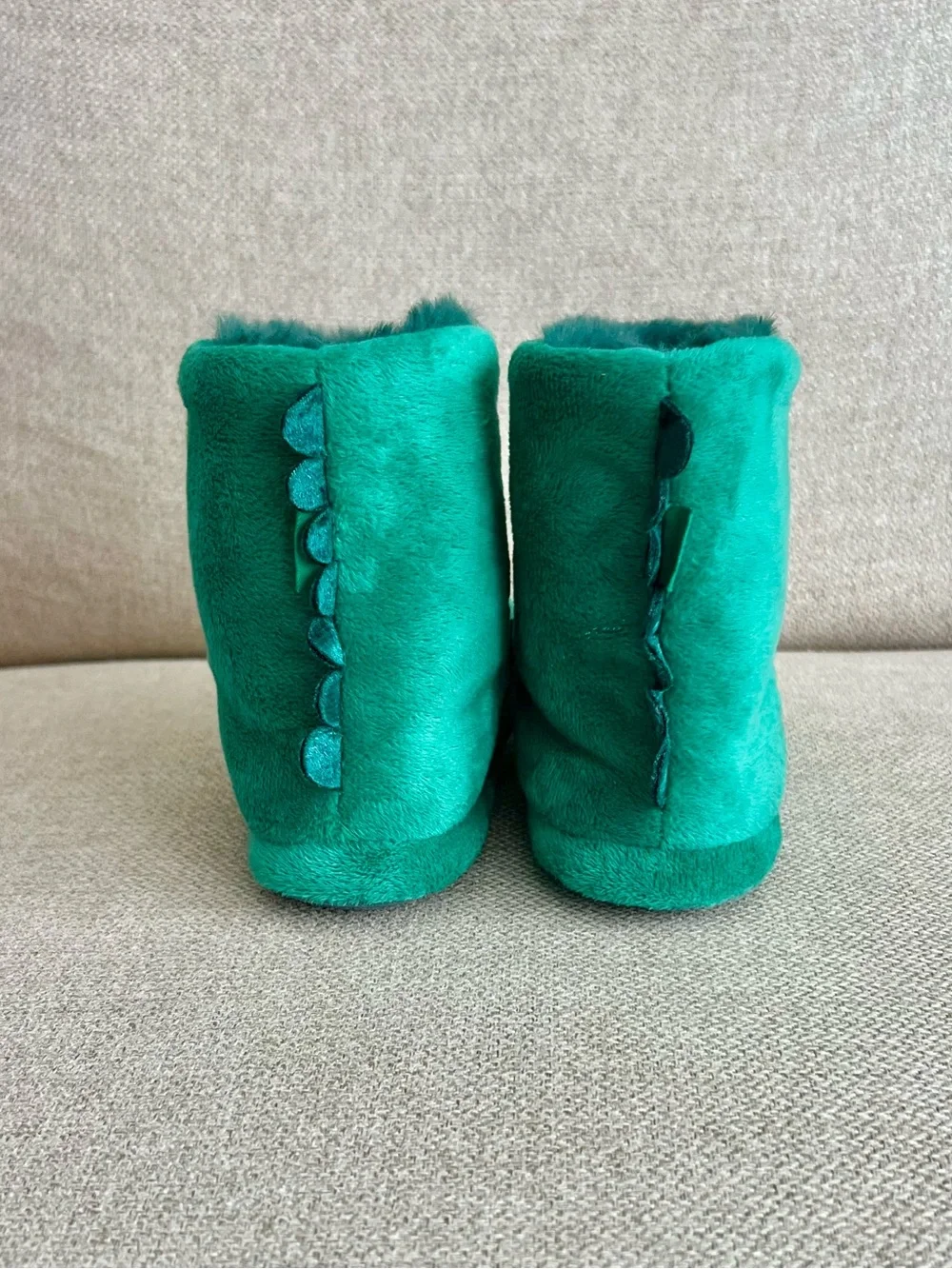 Totes Size 9-10 Toddler Green Dinosaur Plush Bootie Slippers GUC
